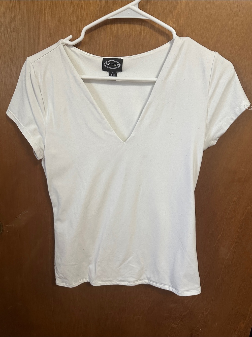 Scoop White V-Neck Short Sleeve Tee